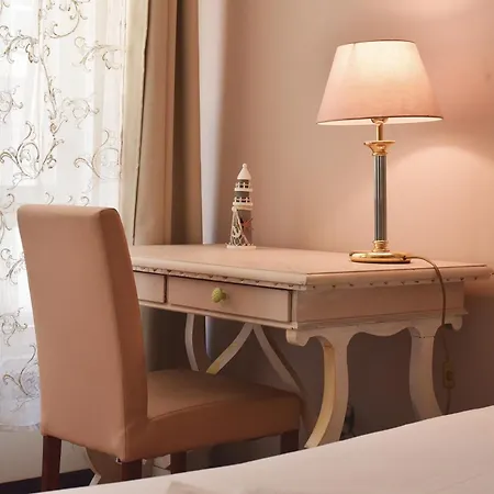 Barcolana Hostel トリエステ