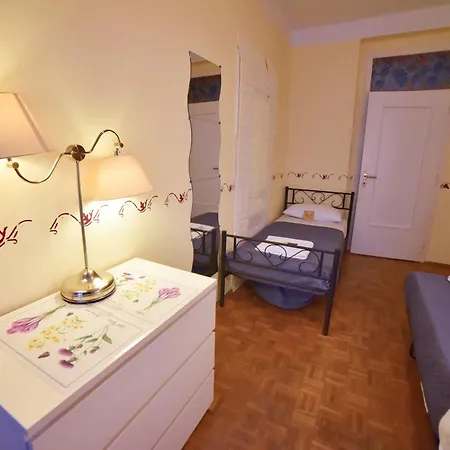 Barcolana Hostel