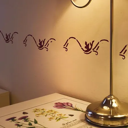 アパート Barcolana Hostel トリエステ